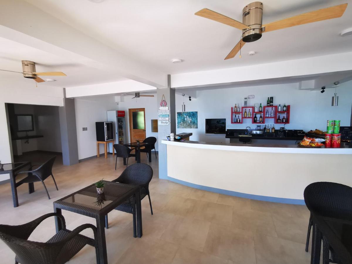 Sunset Cove Beach & Dive Resort Romblon Екстериор снимка