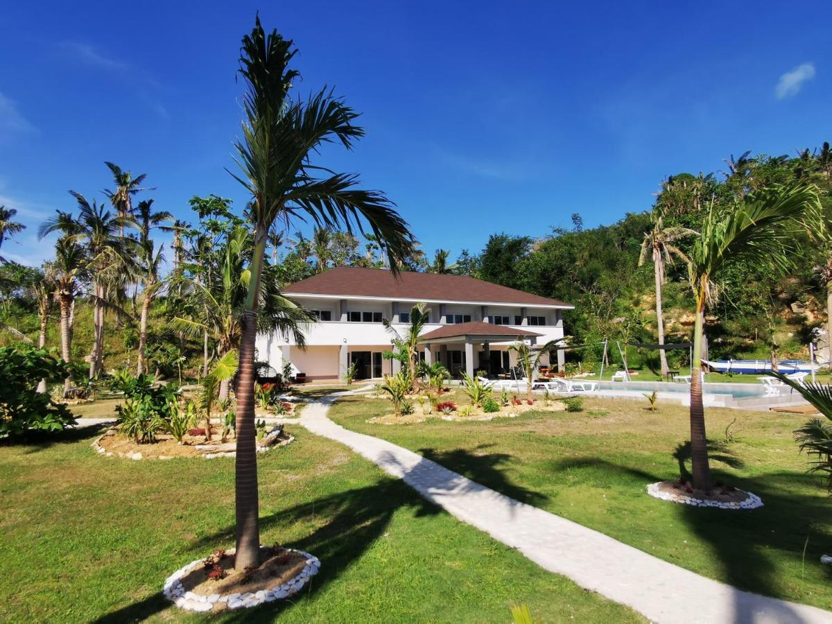 Sunset Cove Beach & Dive Resort Romblon Екстериор снимка